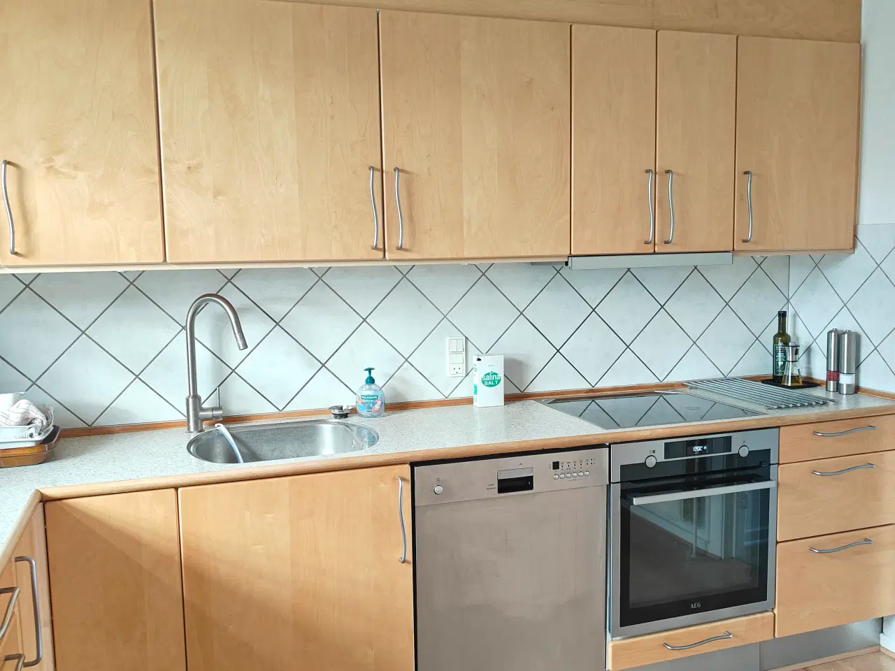 Billede 2 - Køkken Incl. Hvidevare