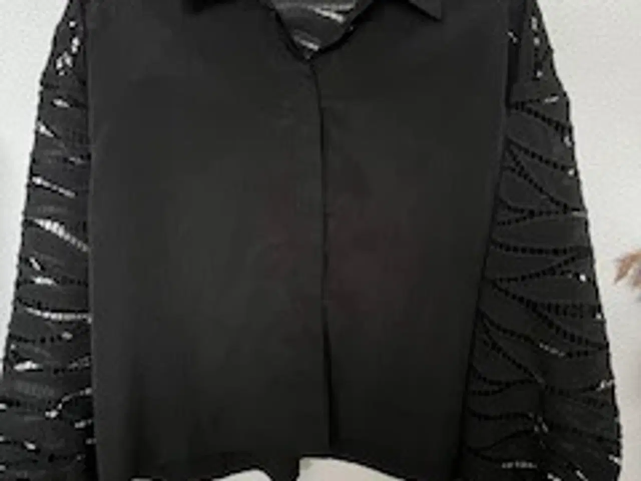 Billede 1 - Utrolig flot skjorte