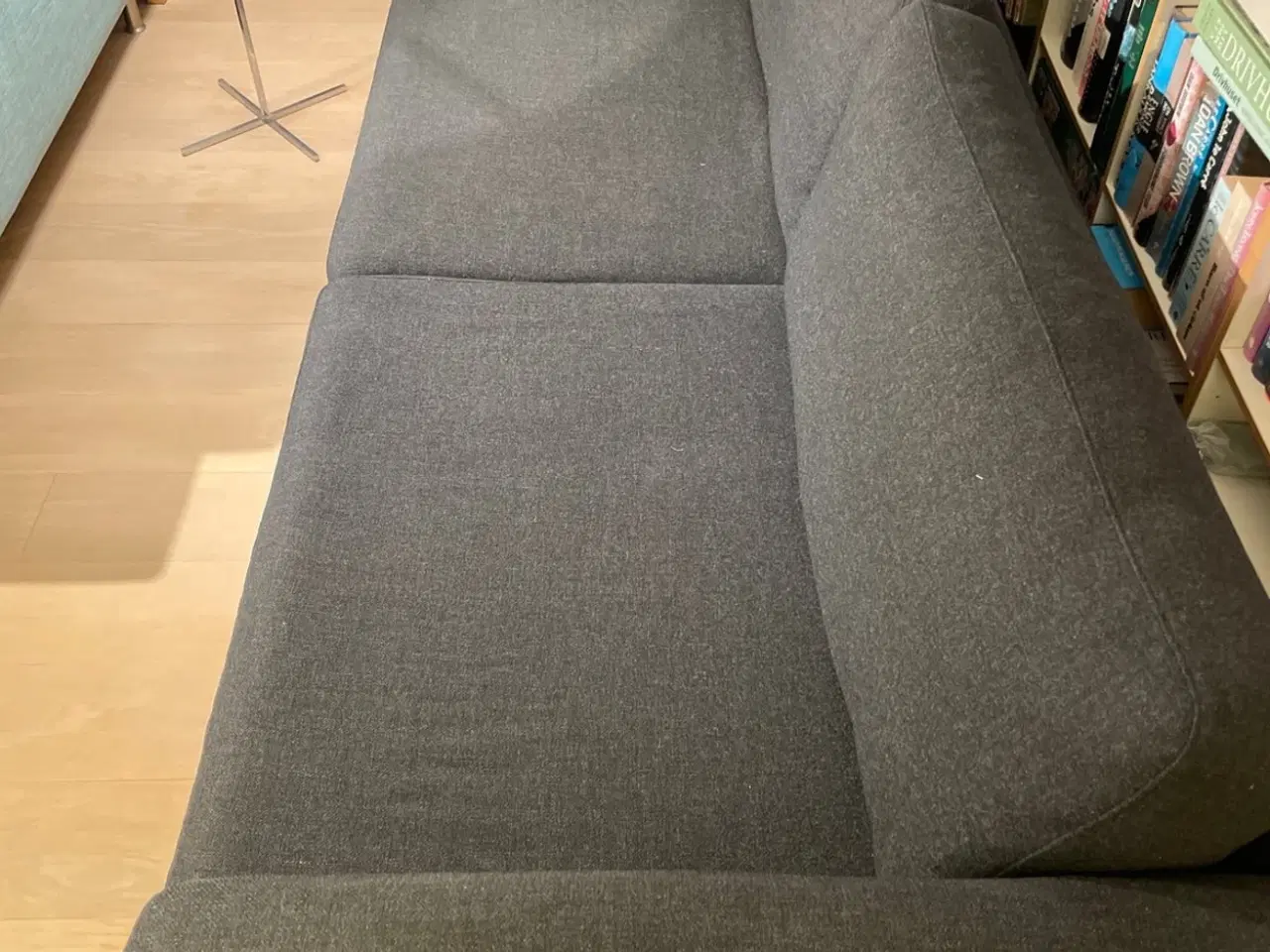 Billede 3 - Sofa fra Raun i uld GRATIS