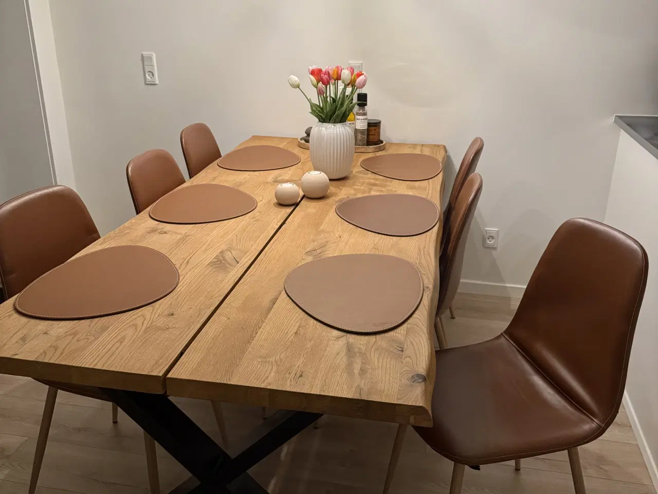 Billede 1 - Plankebord i egetræ