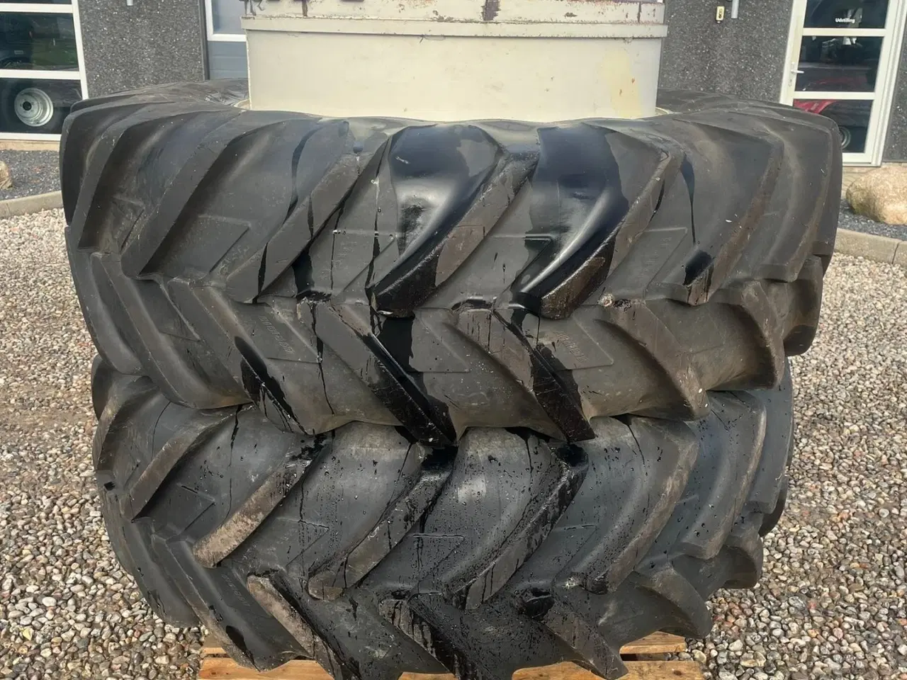 Billede 21 - New Holland 8670 Supersteer Samme ejer siden 2012, evt. med tvillinghjul