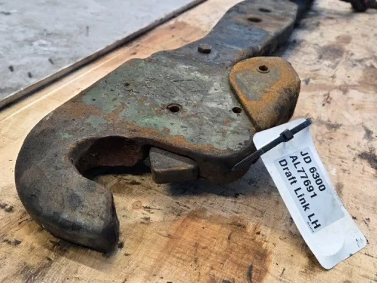 Billede 8 - John Deere 6300 Liftarm L. AL77691