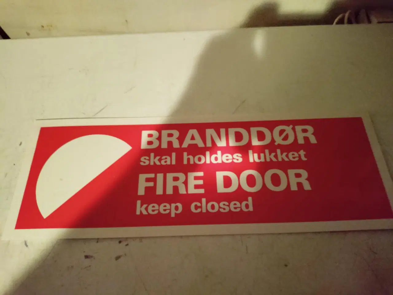 Billede 3 - divs skilte måske til det maritime rum