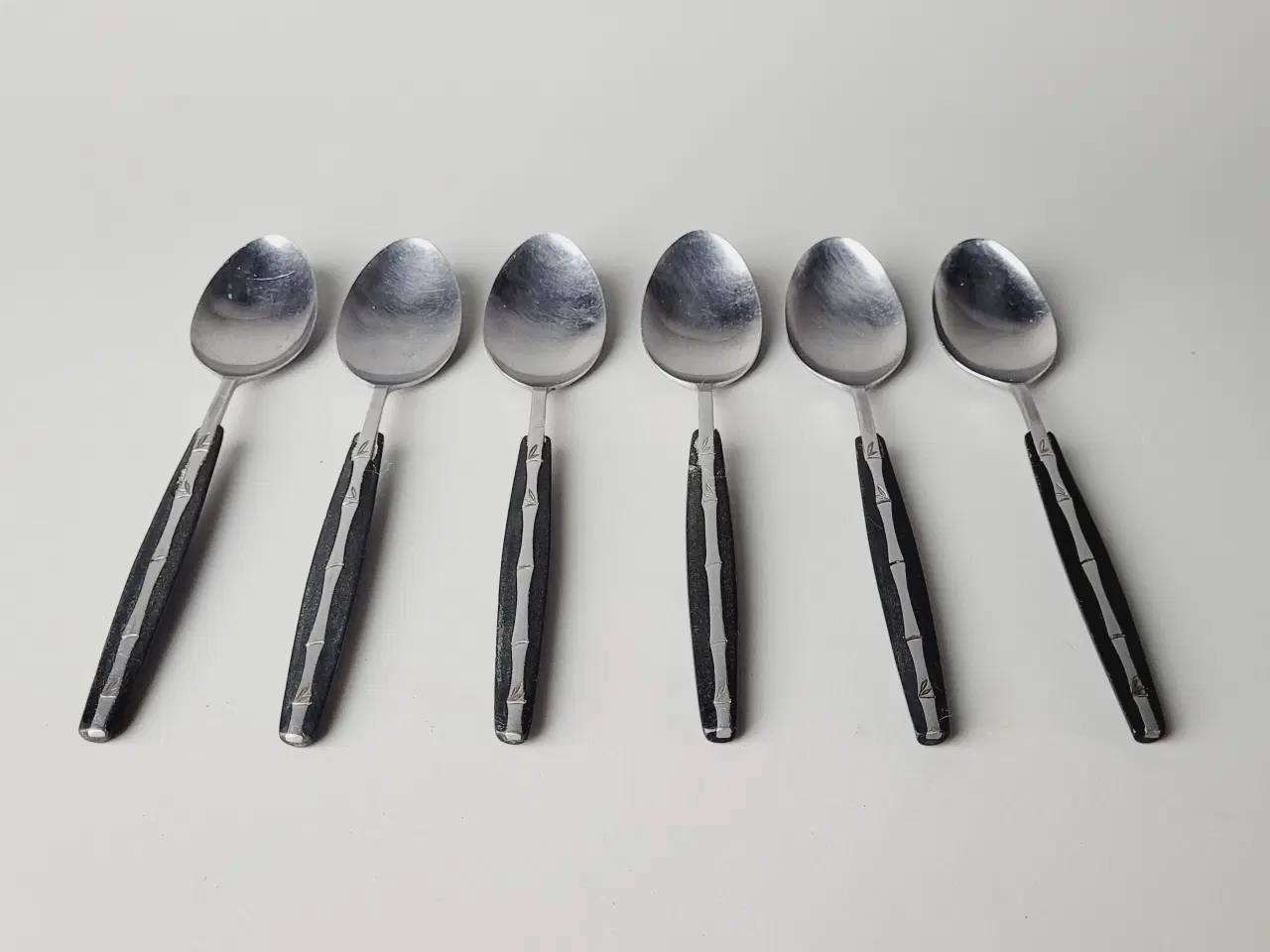 Billede 2 - ⭐️· 6 vintage spiseskeer med bambusmønster