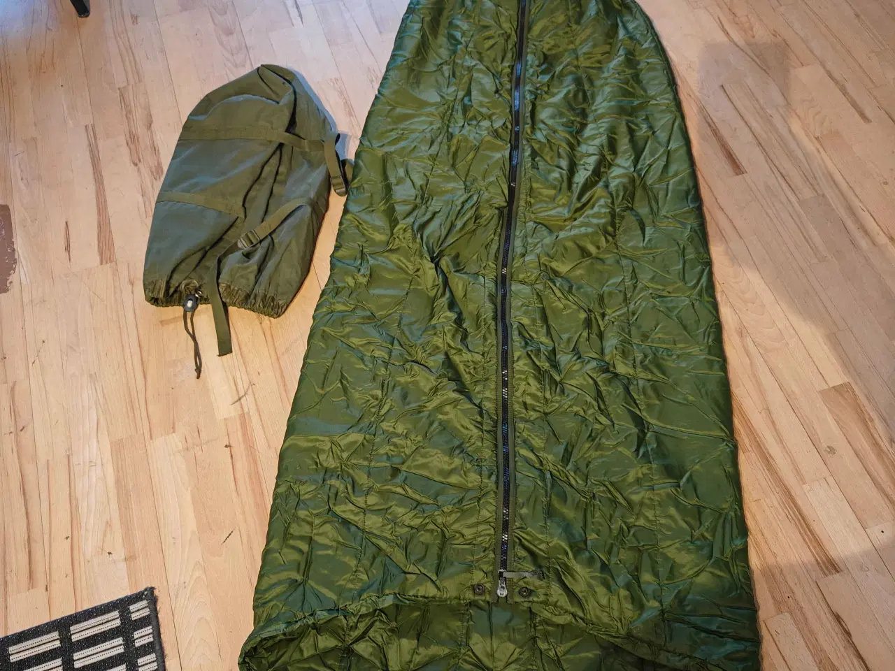 Billede 1 - Militær sovepose 