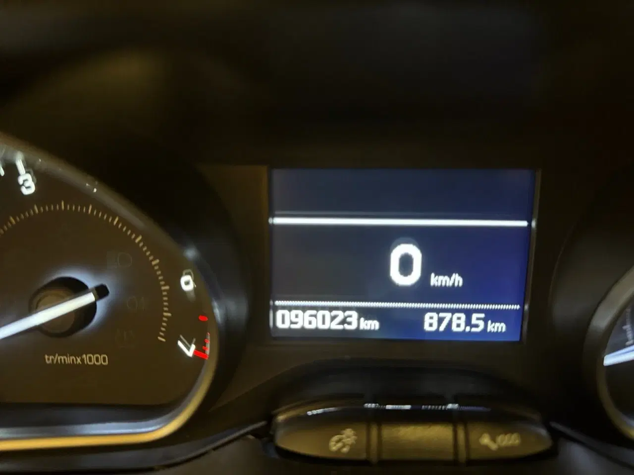 Billede 7 - Peugeot 208 1,2 PureTech 82 Allure Sky