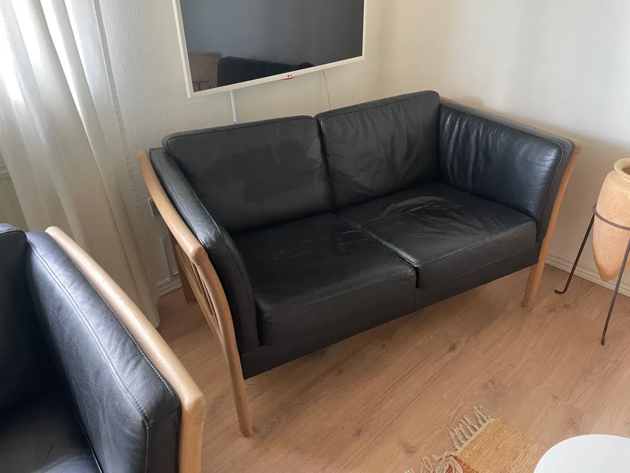 Billede 2 - 3 og 2 Pers. London sofaer i sort læder 