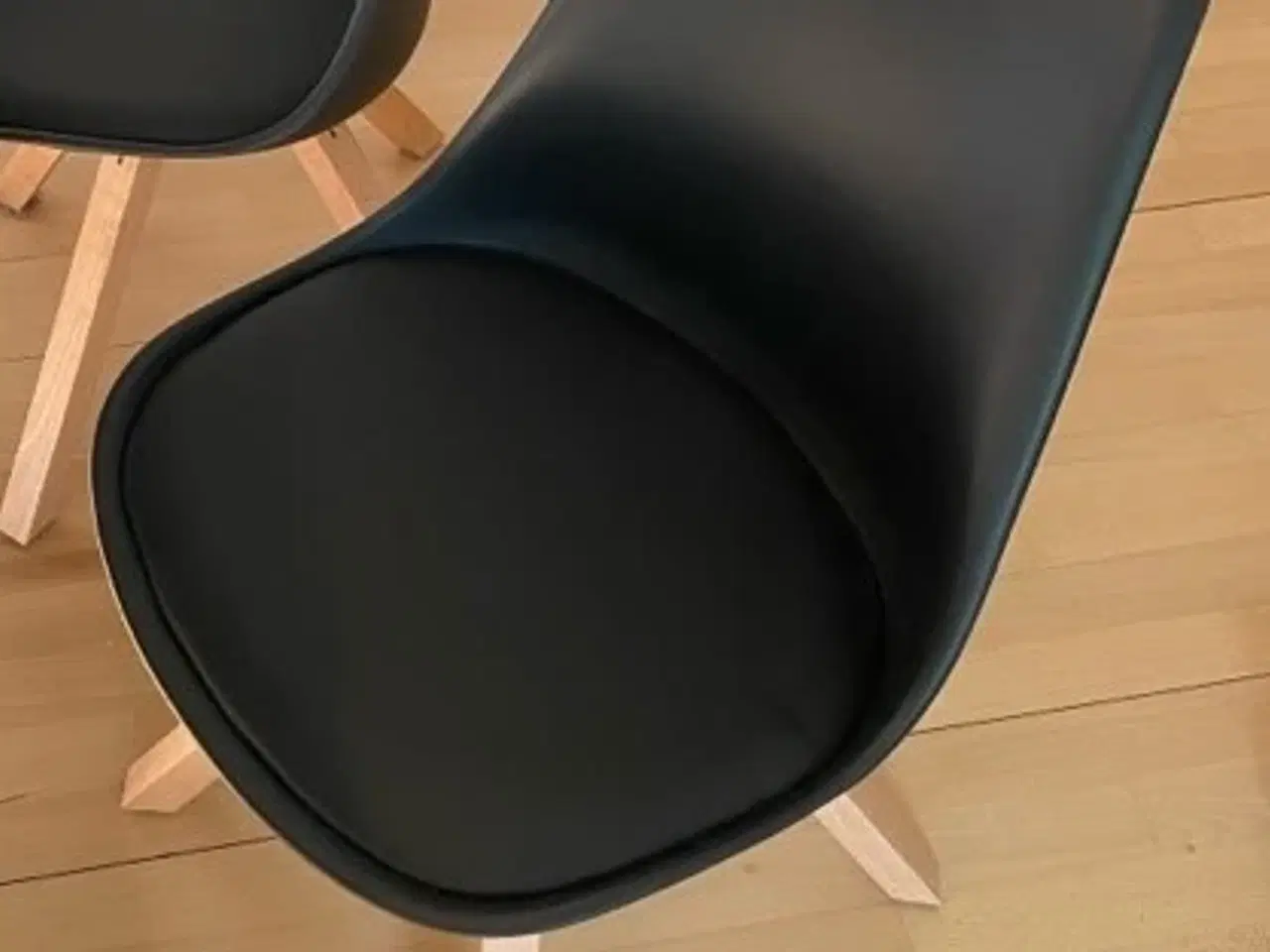 Billede 2 - 4 stk spisebordsstole
