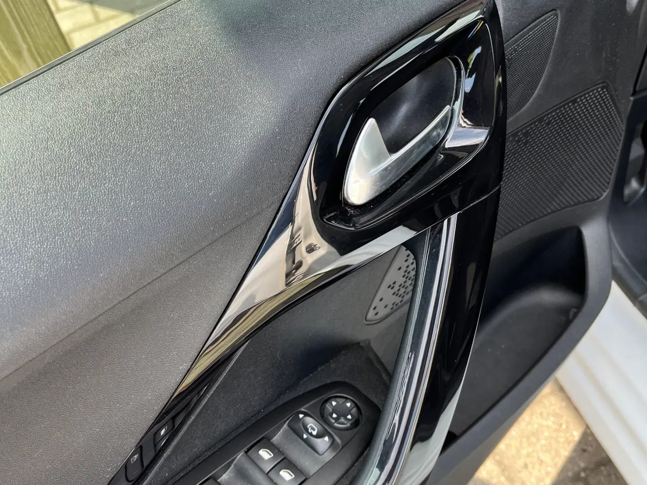 Billede 13 - Peugeot 208 Allure Sky