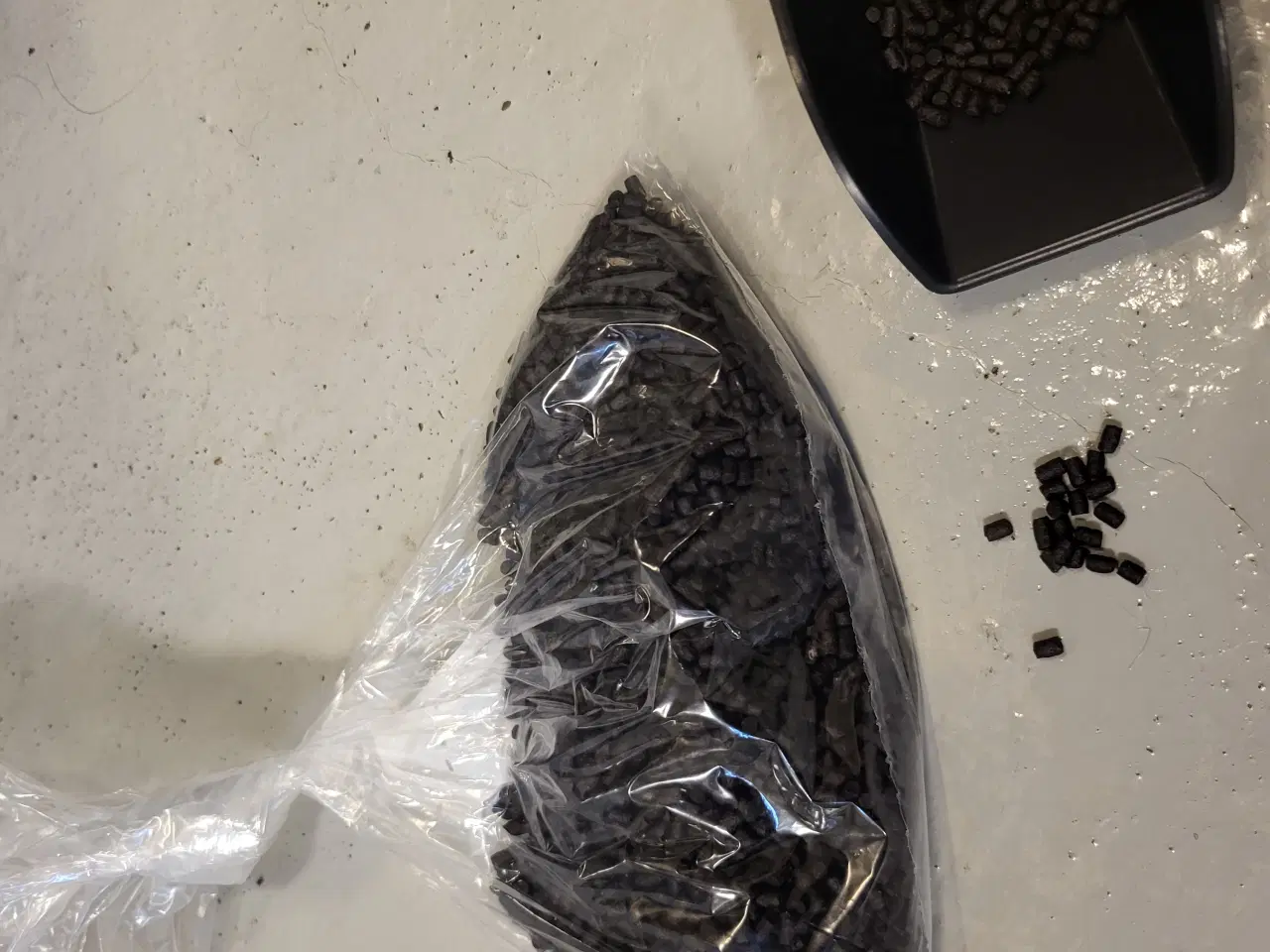 Billede 3 - Sugemalle unger 10 stk. 35 kr. Har nok 60 stk.