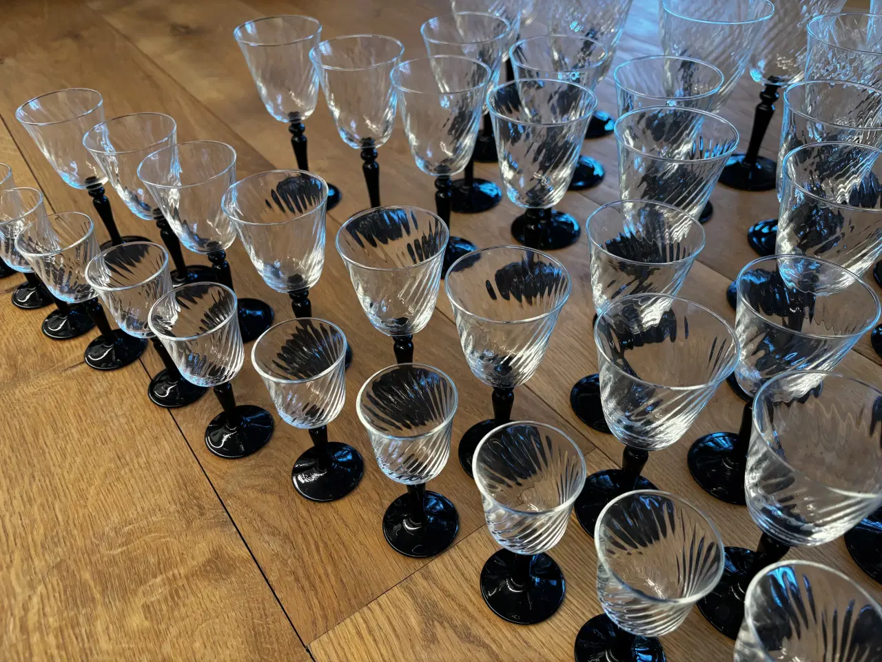 Billede 5 - 47 vinglas (rød, hvid, port og snaps)