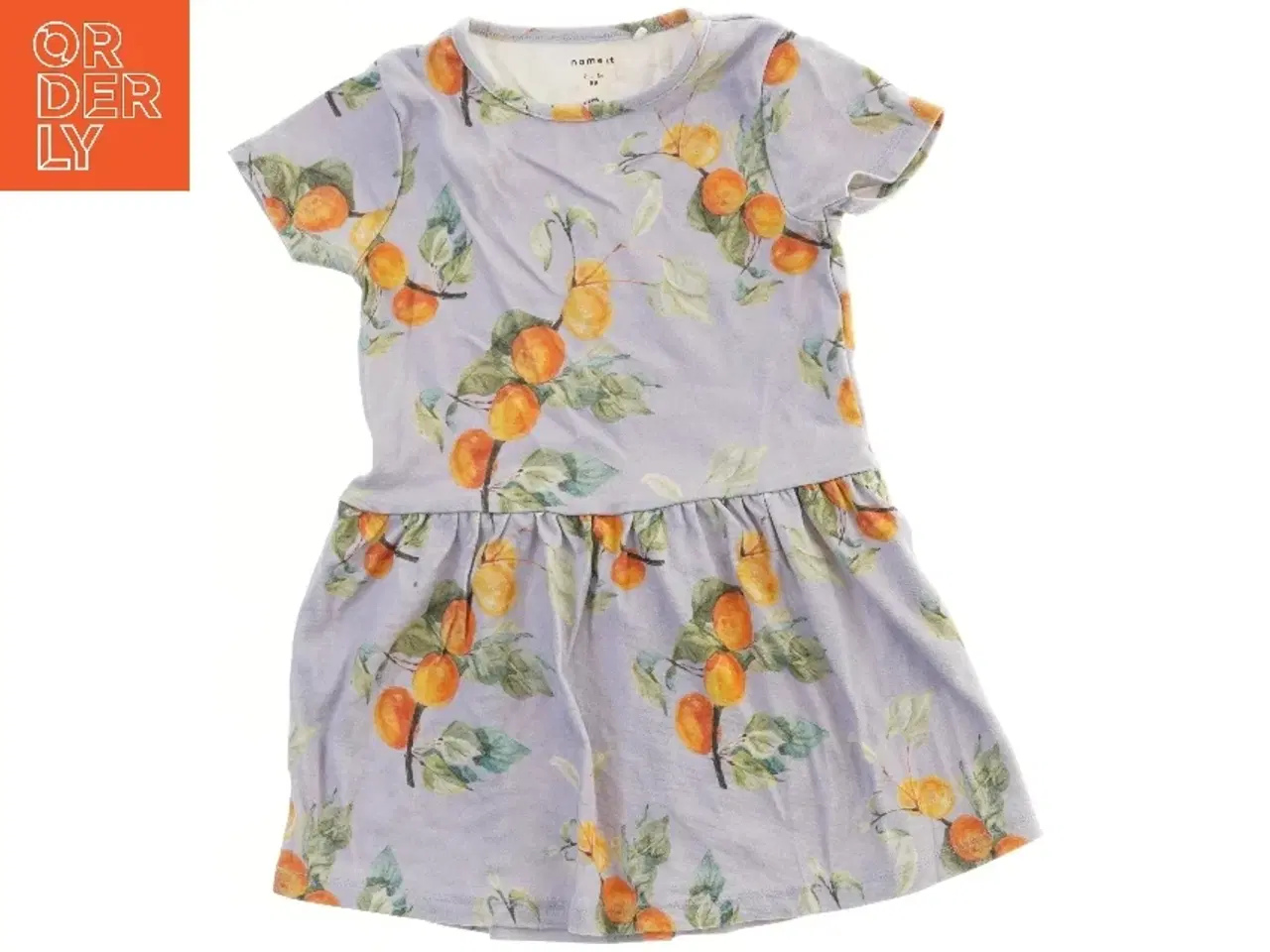 Billede 1 - Kjole med frugtprint fra Name It (str. 98)