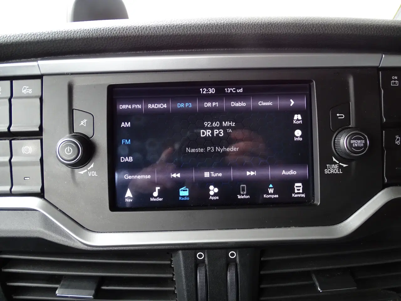 Billede 12 - Iveco S-WAY Twinsteer udlejes