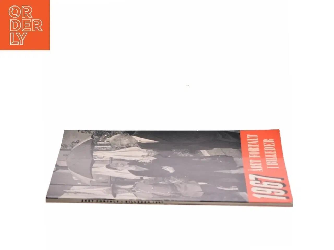 Billede 2 - Året Fortalt i Billeder 1967 (Bog)