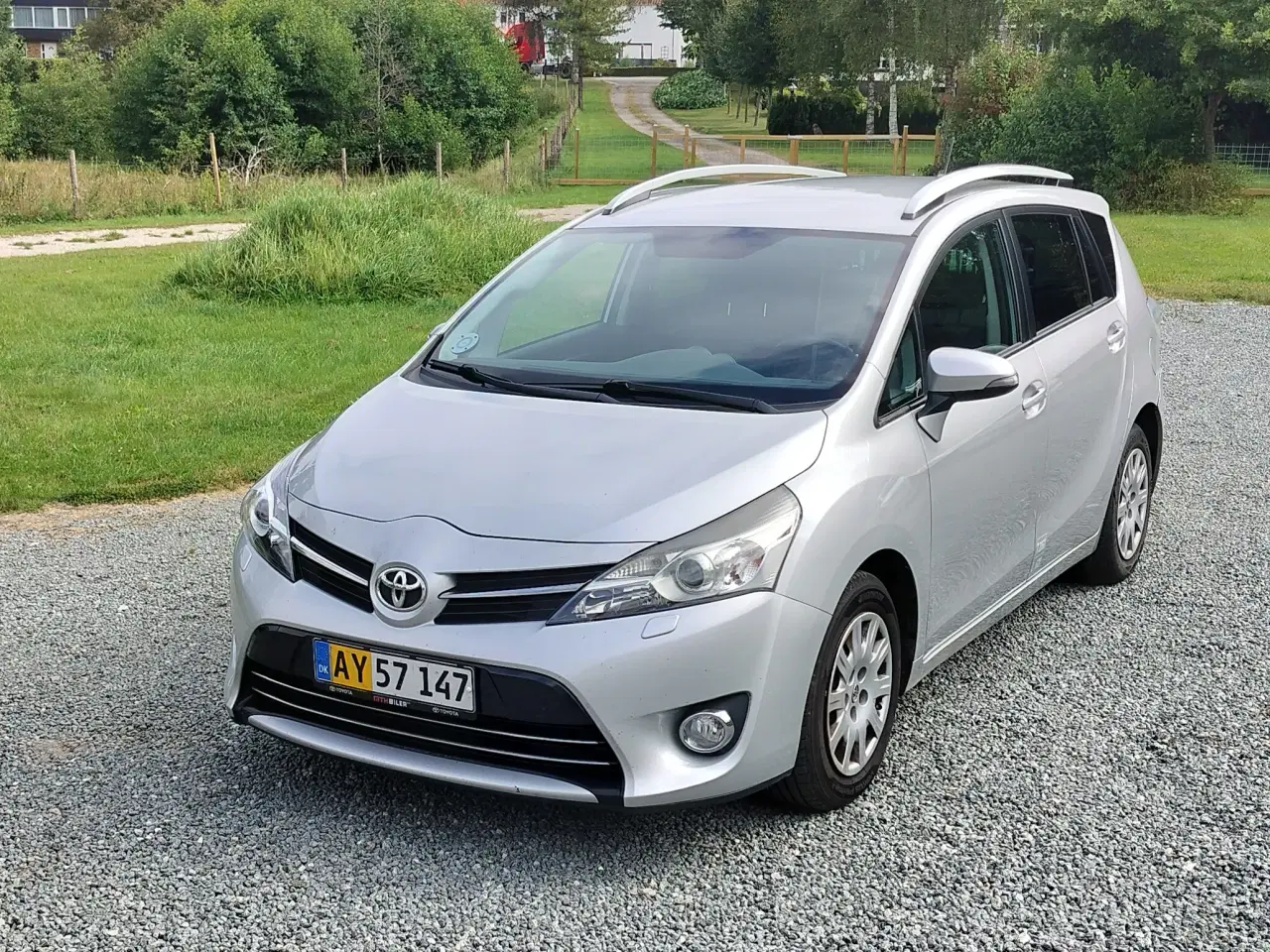 Billede 4 - Toyota sportsvan 1.6 d-4d fra 2015
