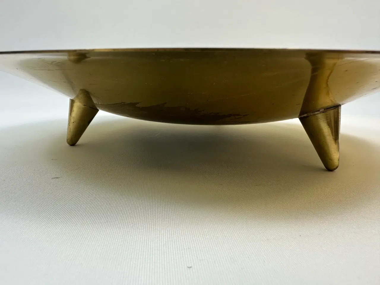 Billede 3 - Trebenet messing fad (vintage)