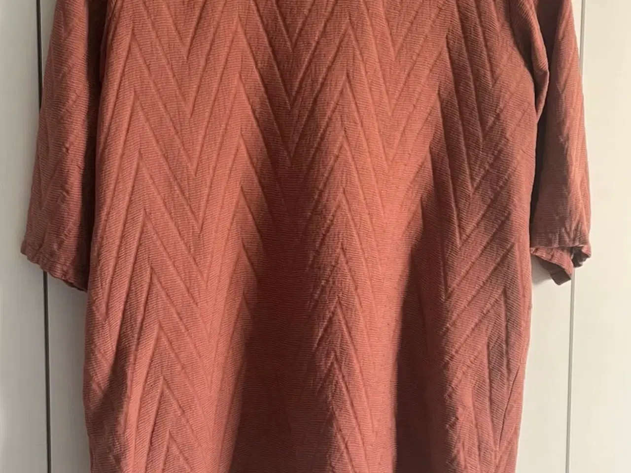 Billede 2 - Rustfarvet Zizzi cardigan