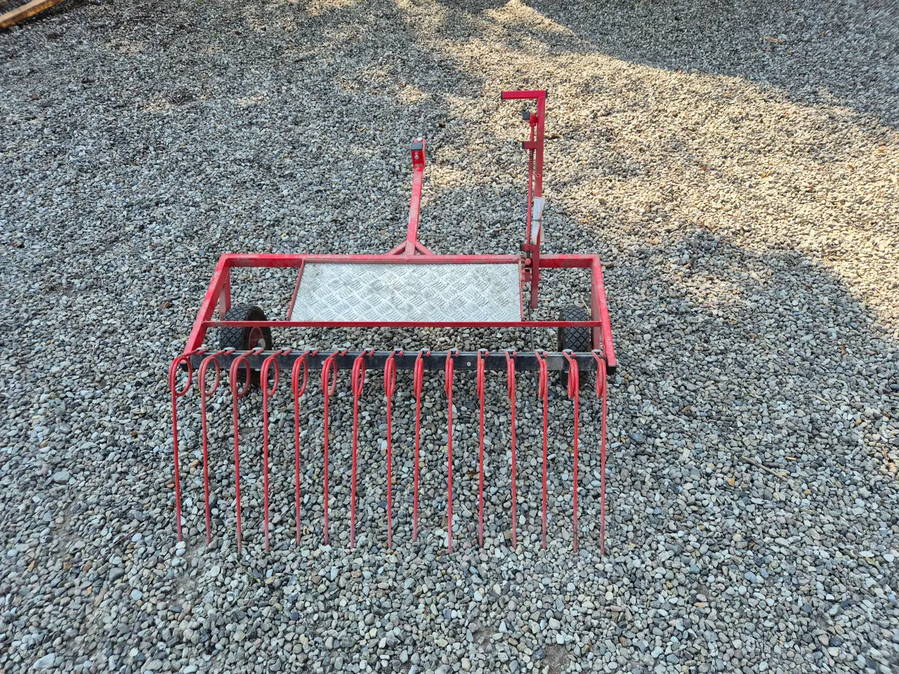 Billede 2 - Gårdspladsrive