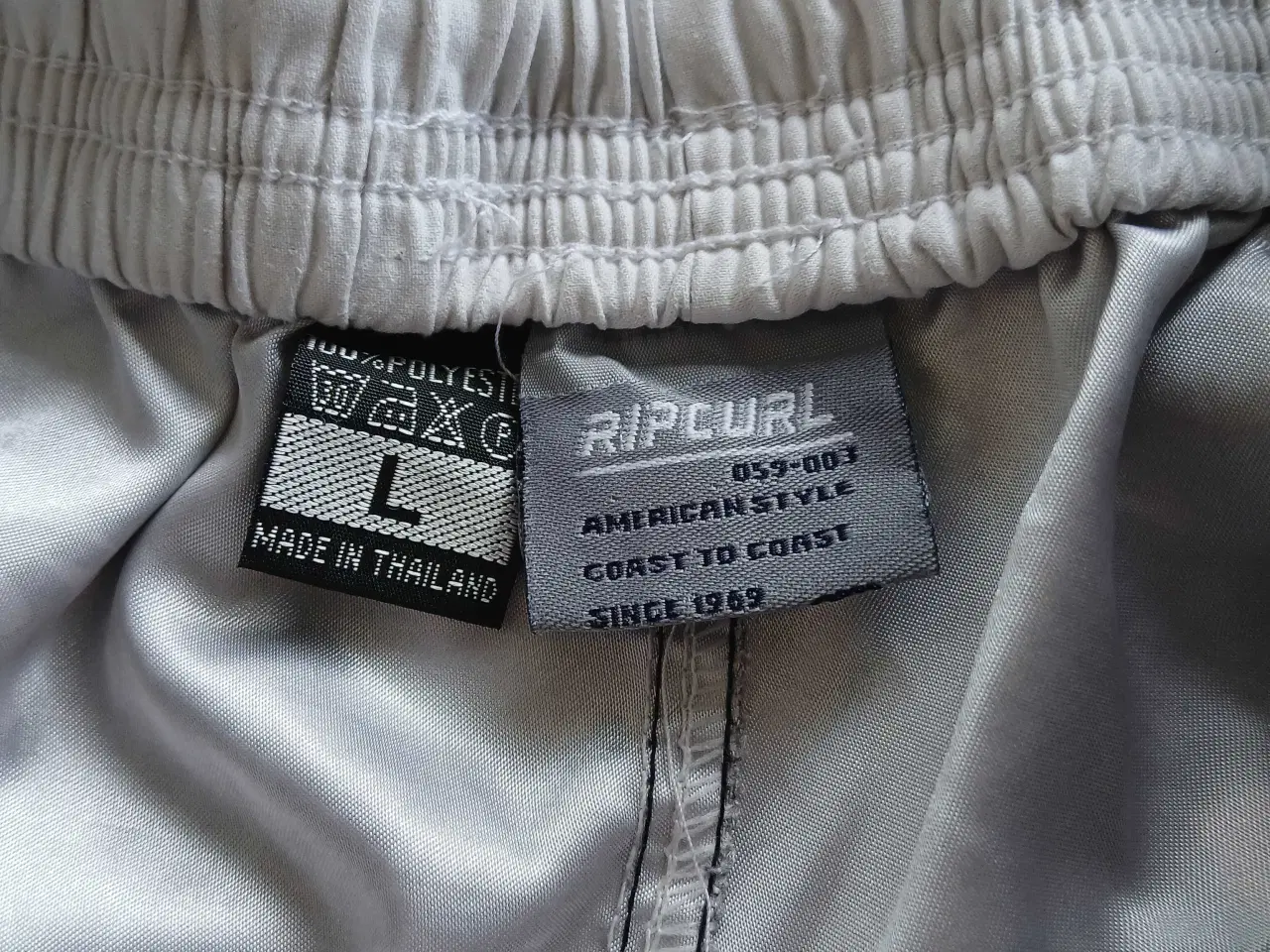 Billede 4 - Shorts. Rip Curl. Large/ 40