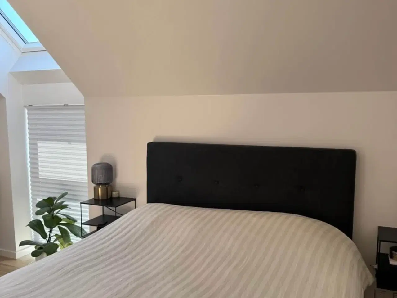 Billede 2 - Mørkegrå kontinentalseng 140x200