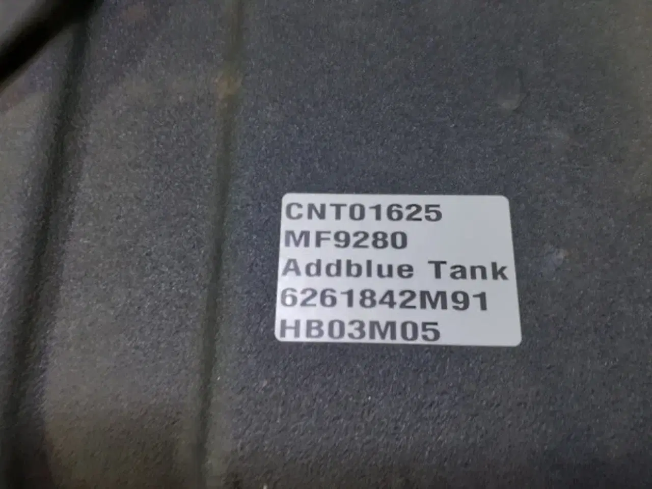 Billede 7 - Massey Ferguson 9280 Addblue tank 6261842M91