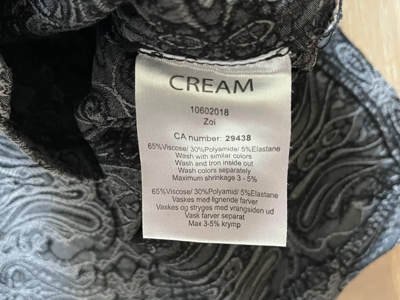 Billede 4 - Cream nederdel - aldrig brugt