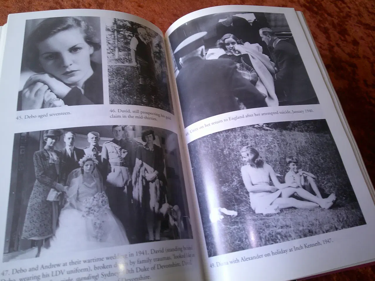 Billede 4 - The Mitford girls,  Mary S. Lovell, 