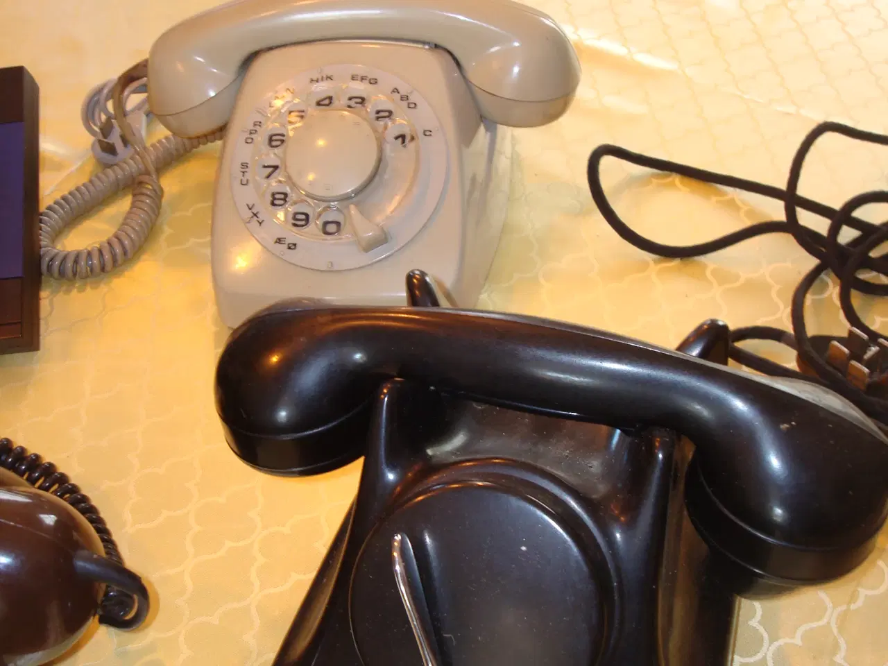 Billede 13 - 8 Gamle Telefoner