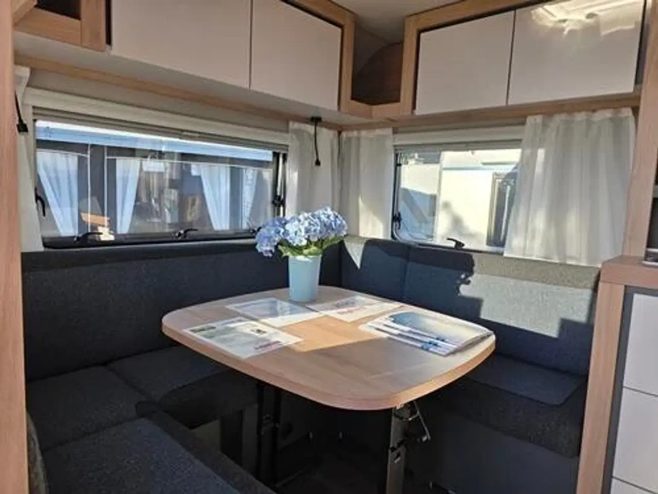 Billede 8 - Knaus SPORT 450  FU -  EFTERÅRTILBUD  Mover Kr: 1. Spar 18.698