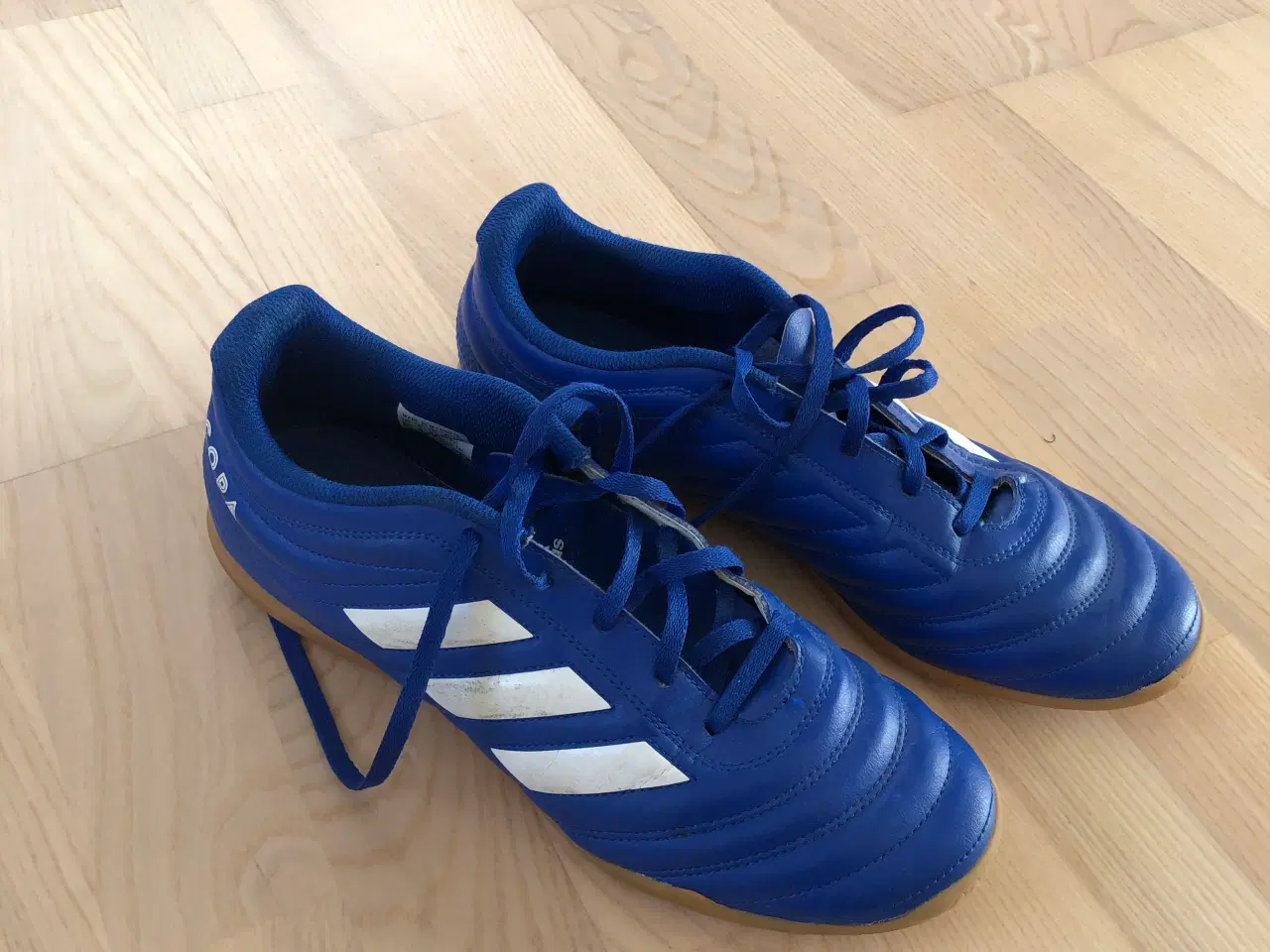 Billede 1 - Adidas Copa indesko - kun brugt få gange