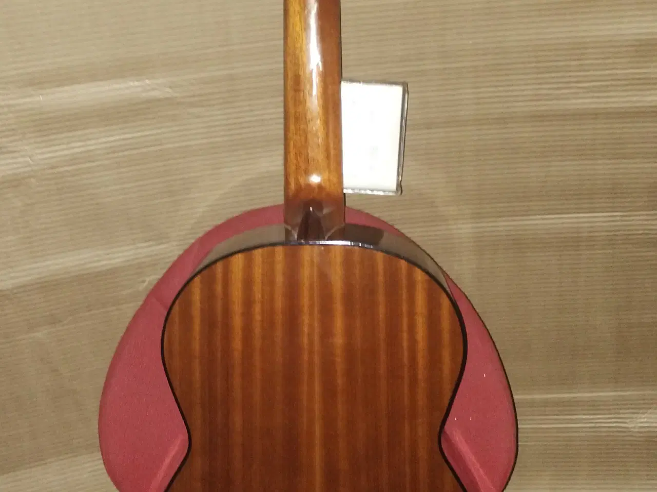 Billede 4 - Santana Guitar nr. 9