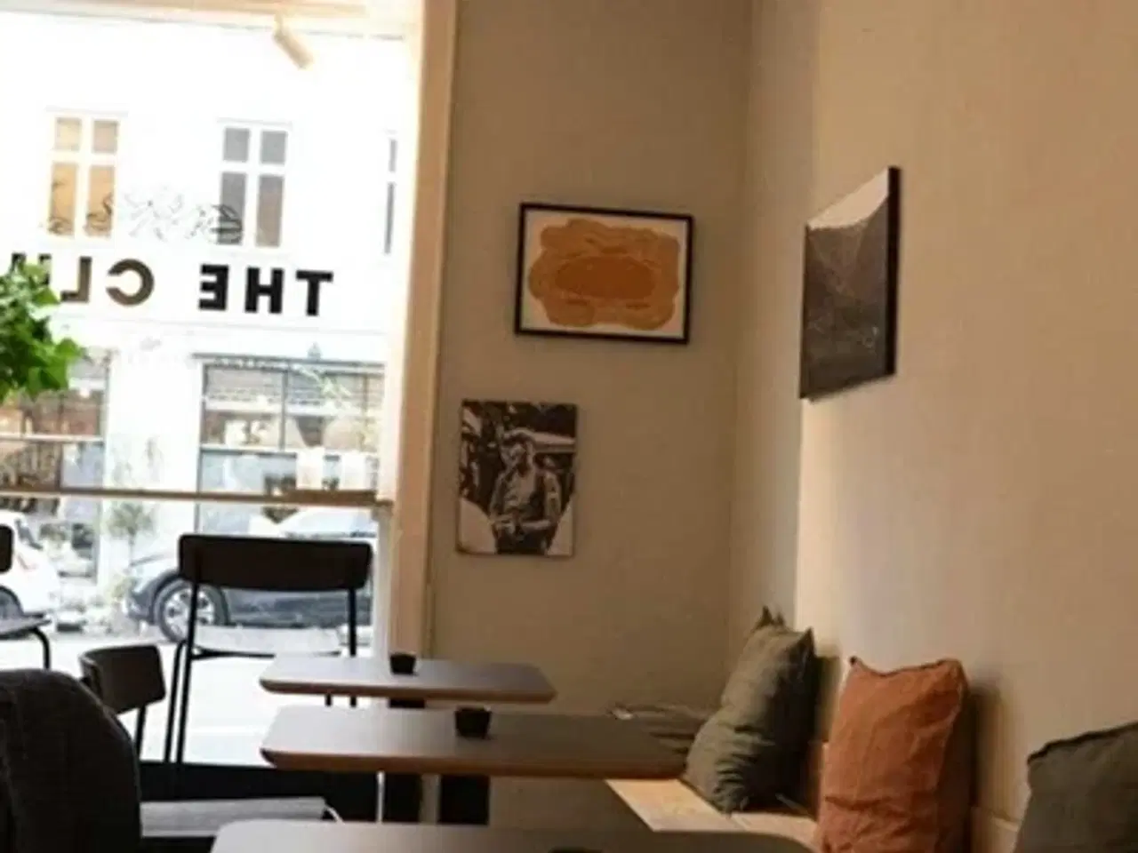 Billede 1 - Butikslokale med kælder i Charlottenlund
