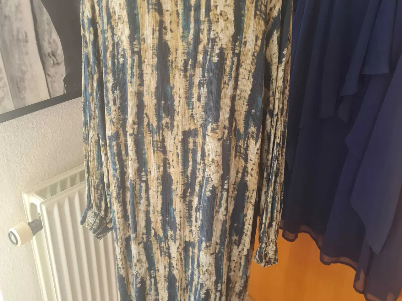 Billede 1 - Vanting+ kjole str M 46-48 