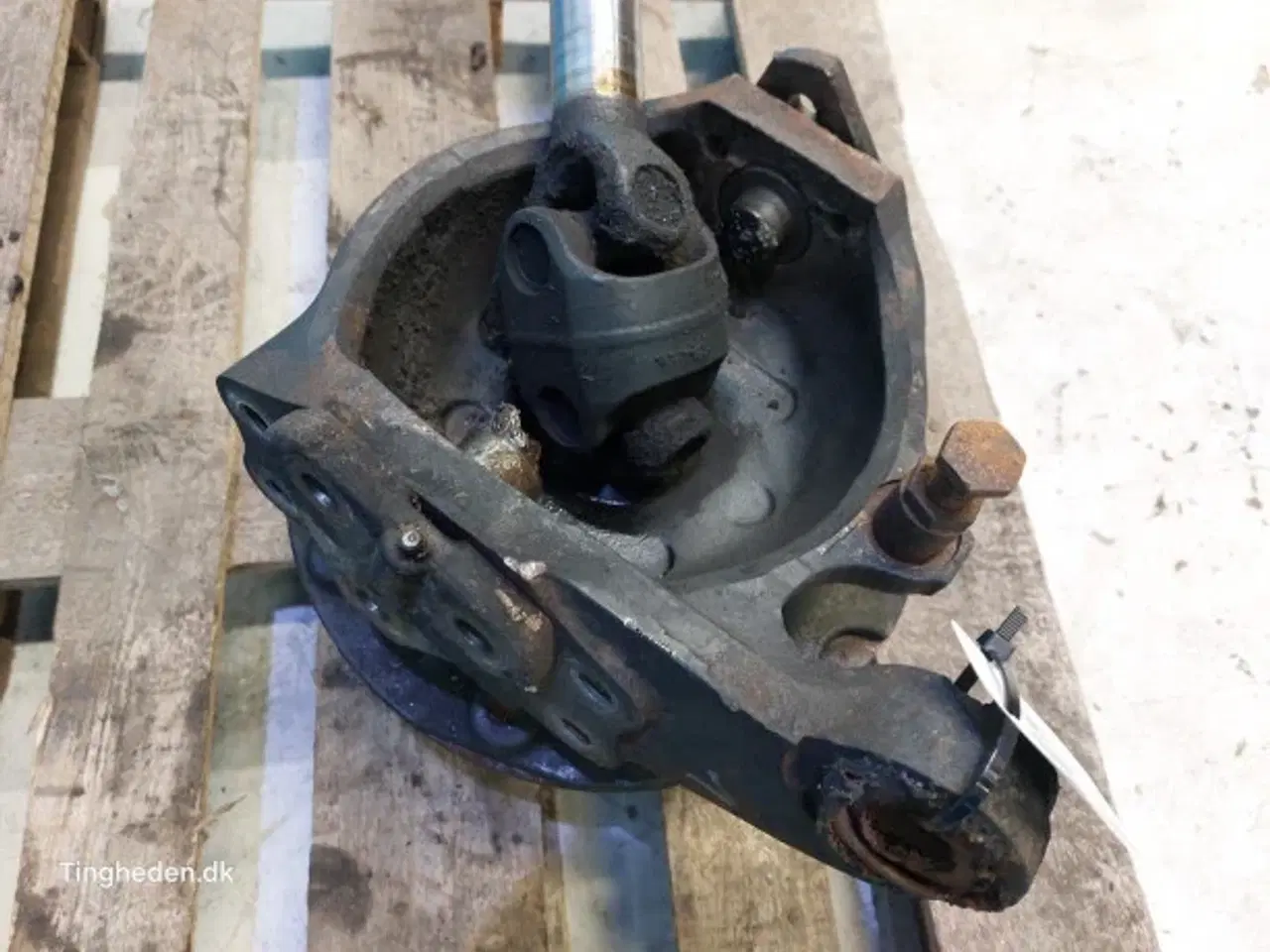 Billede 8 - Massey Ferguson 6465 Hjulnav L. 3903809M11