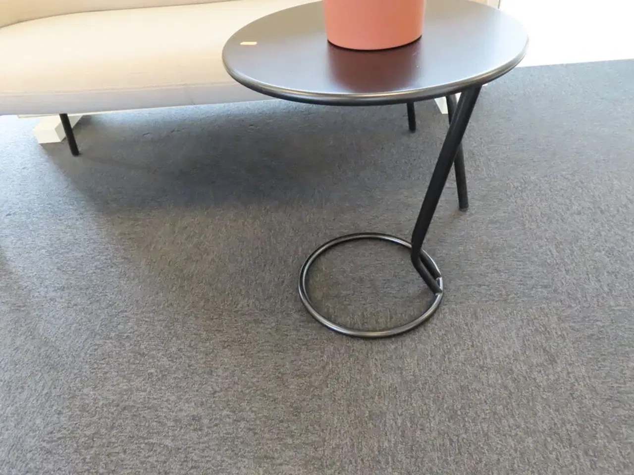 Billede 2 - Longesofa og sidebord