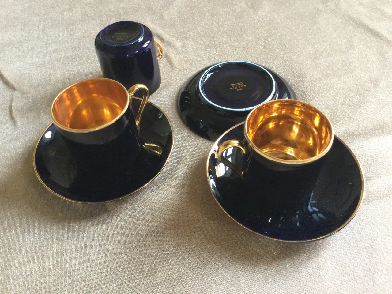 Billede 2 - Sjældent mokka-kaffestel 12 kopper/underkopper