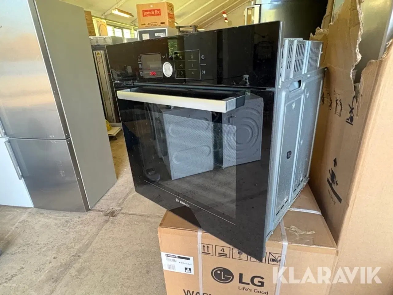 Billede 1 - Indbygnings ovn Bosch HBG761660S