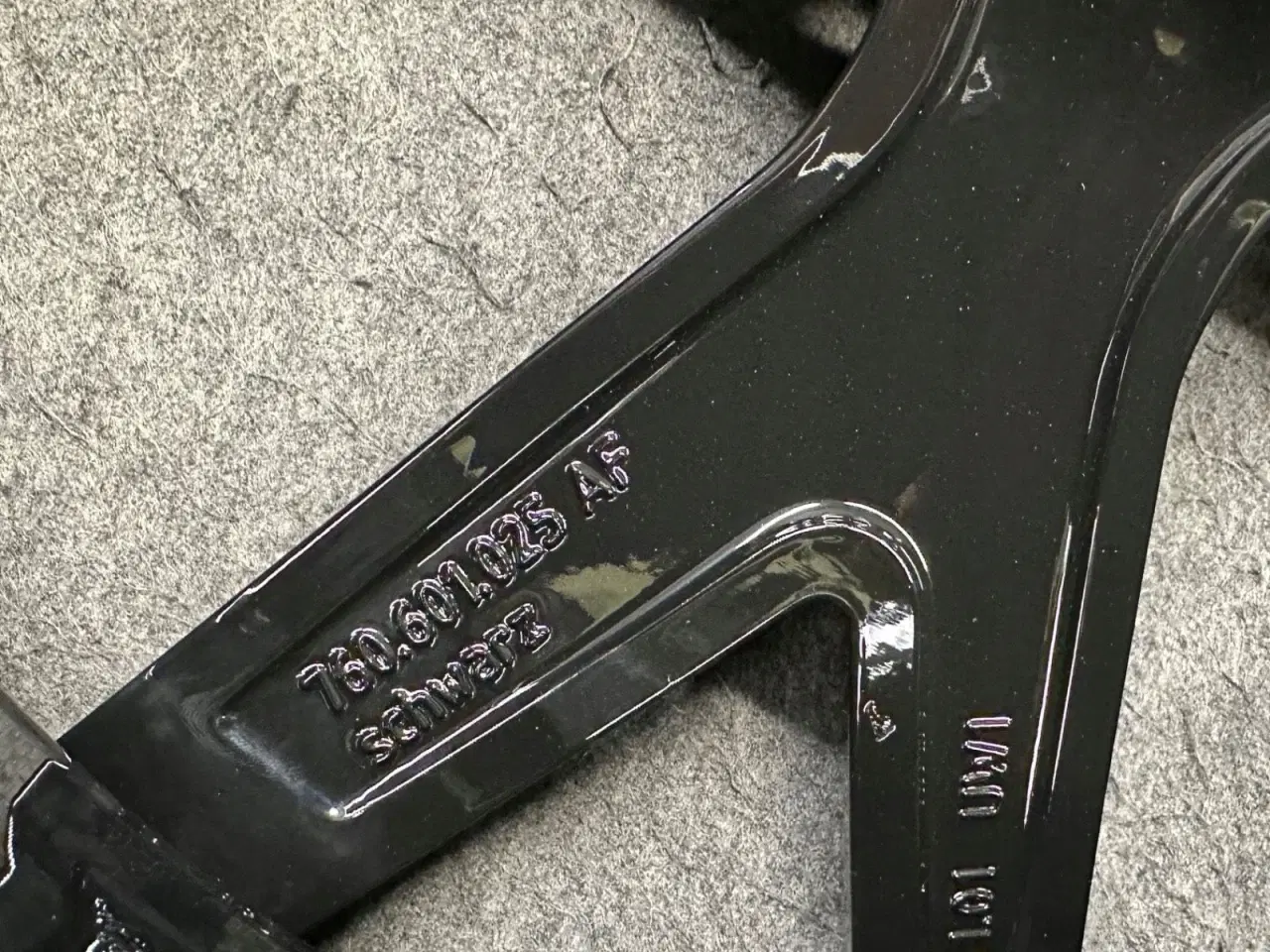 Billede 2 - ALUFÆLGE VW TOUAREG III R-Line Estoril 22''