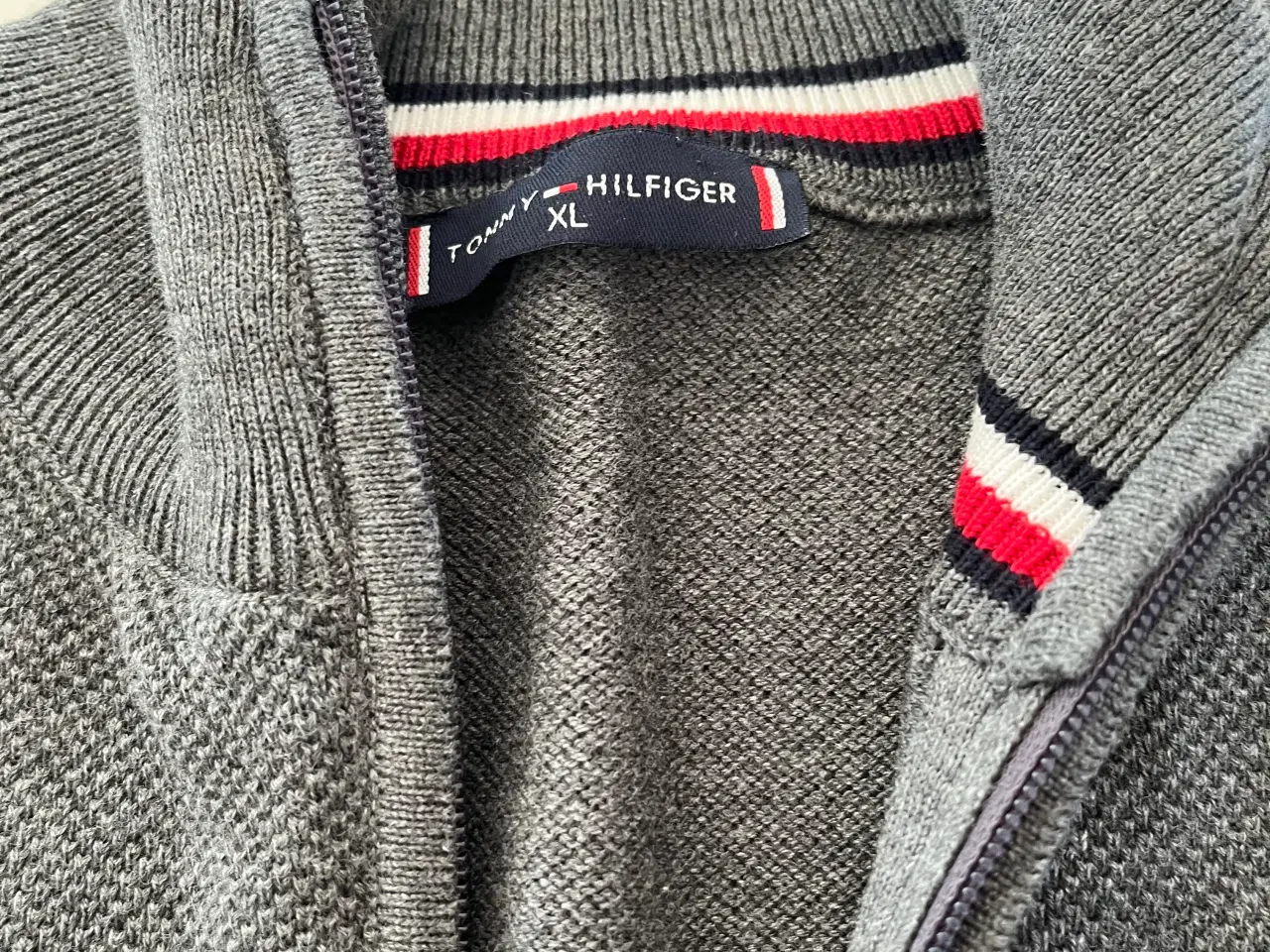 Billede 4 - Tommy Hilfiger zip trøje
