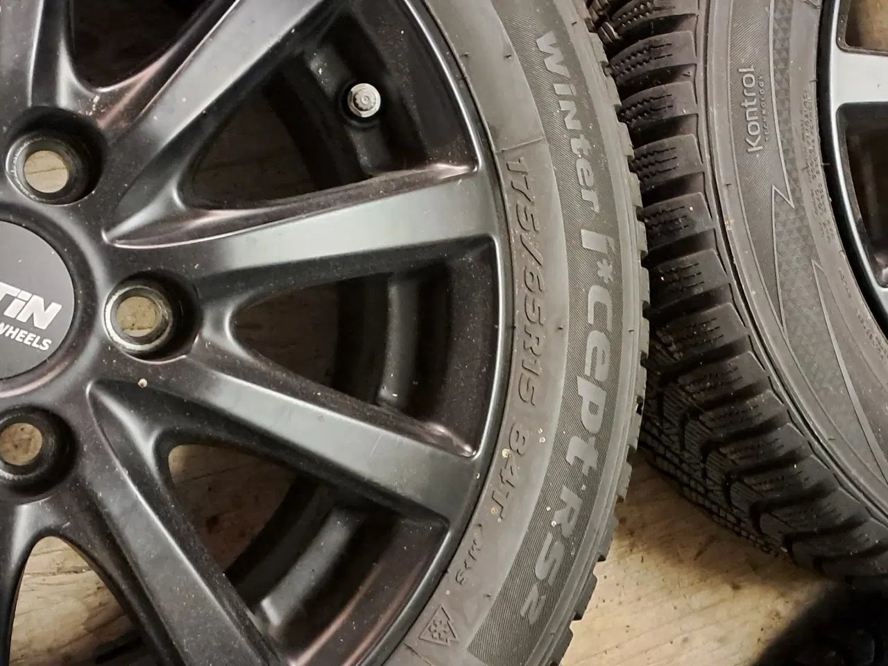 Billede 2 - 175/65R15 vinterhjul 5x108