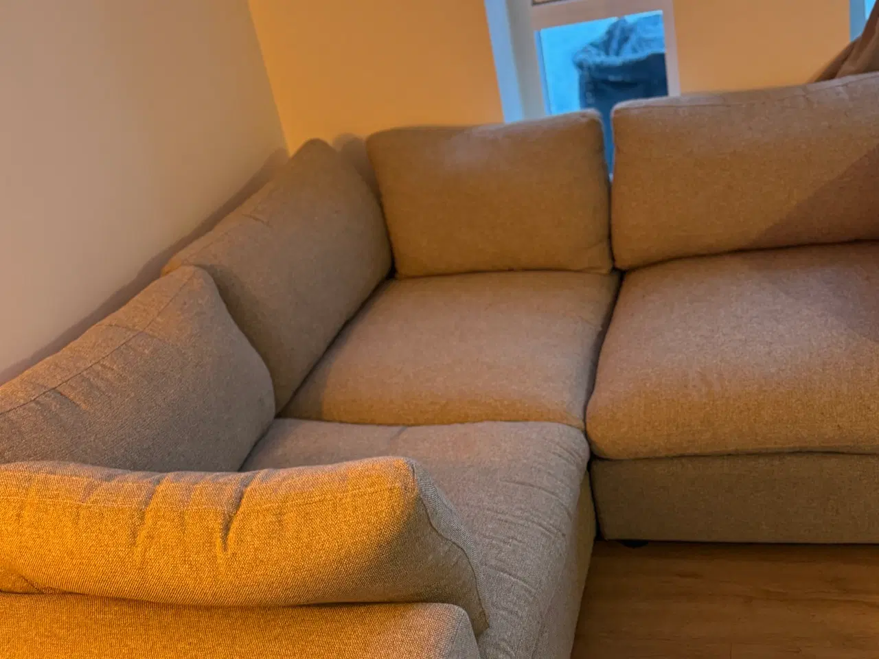 Billede 2 - LYBY Sofa