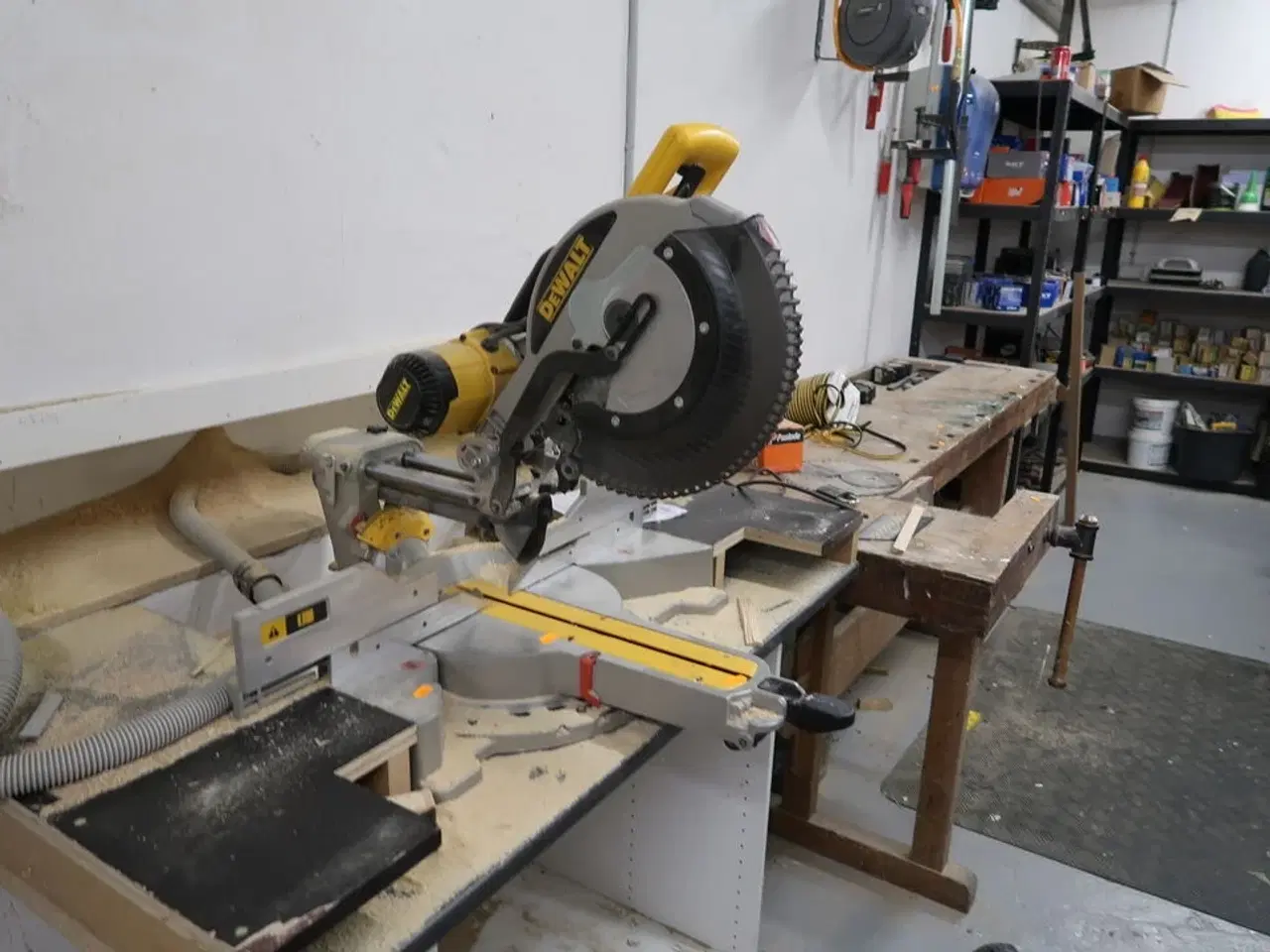 Billede 1 - Kap/geringssav DEWALT DWS780-QS