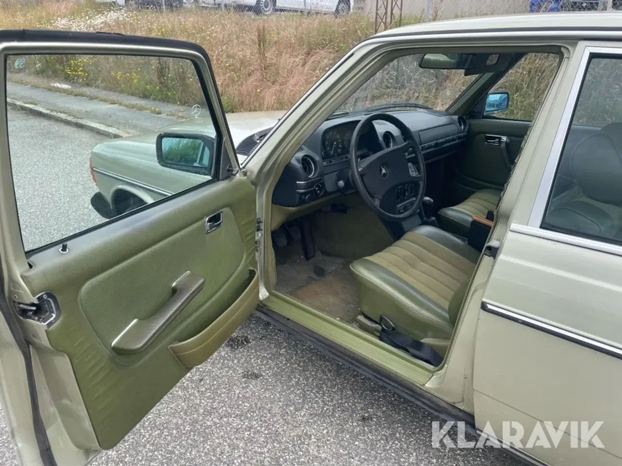 Billede 9 - Veteranbil Mercedes-Benz 230S