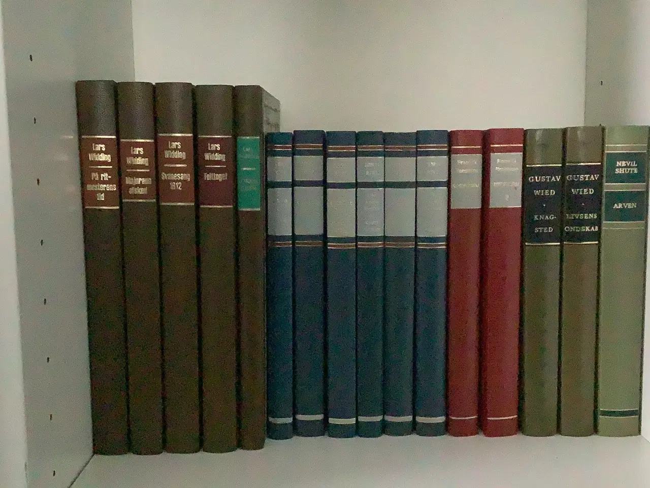 Billede 1 - Bøger kr. 5,00 pr. Stk.