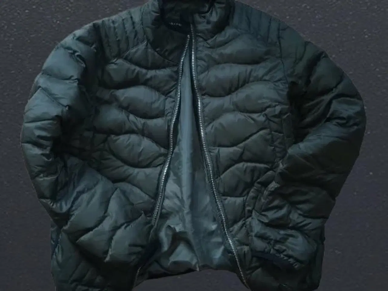 Billede 1 - C´arla du Nord jakke str. s sælges