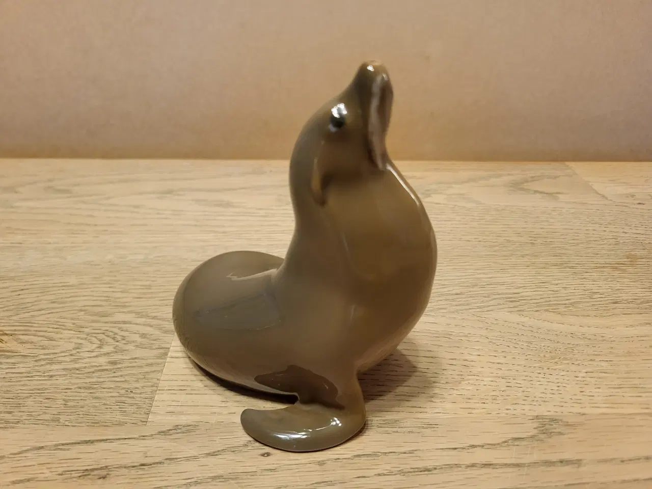 Billede 1 - Porcelæn, Porcelænsfigur, søløve, nr. 1441, Royal