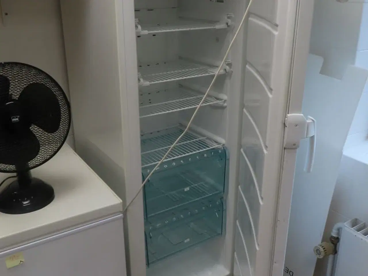 Billede 3 - Fryseskab ELECTROLUX EUF2300