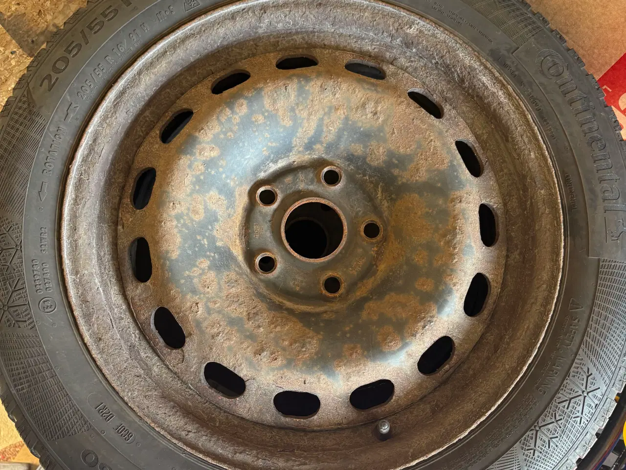 Billede 1 - Stålfælge med vinterdæk