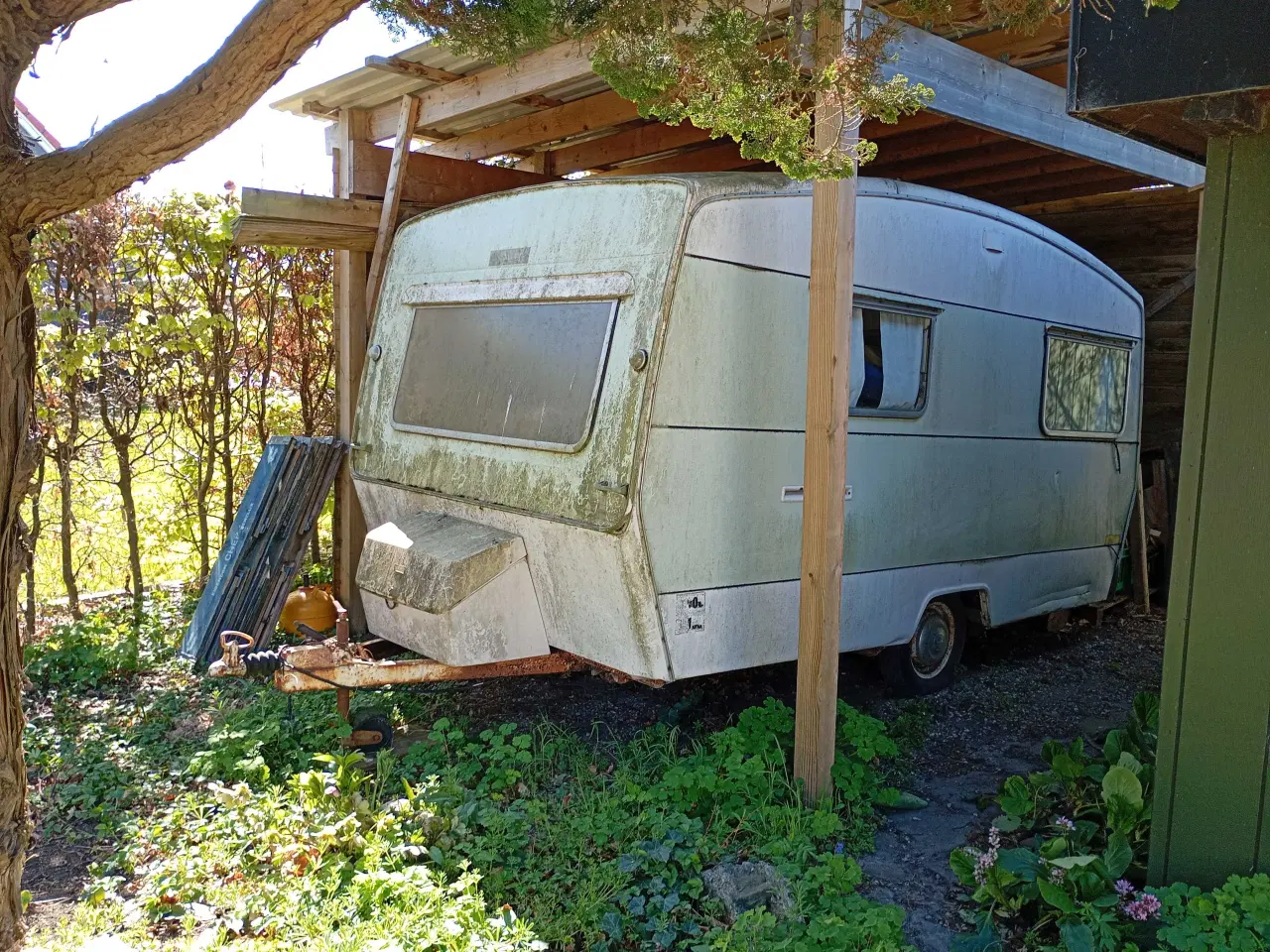 Billede 1 - Fin ældre vogn