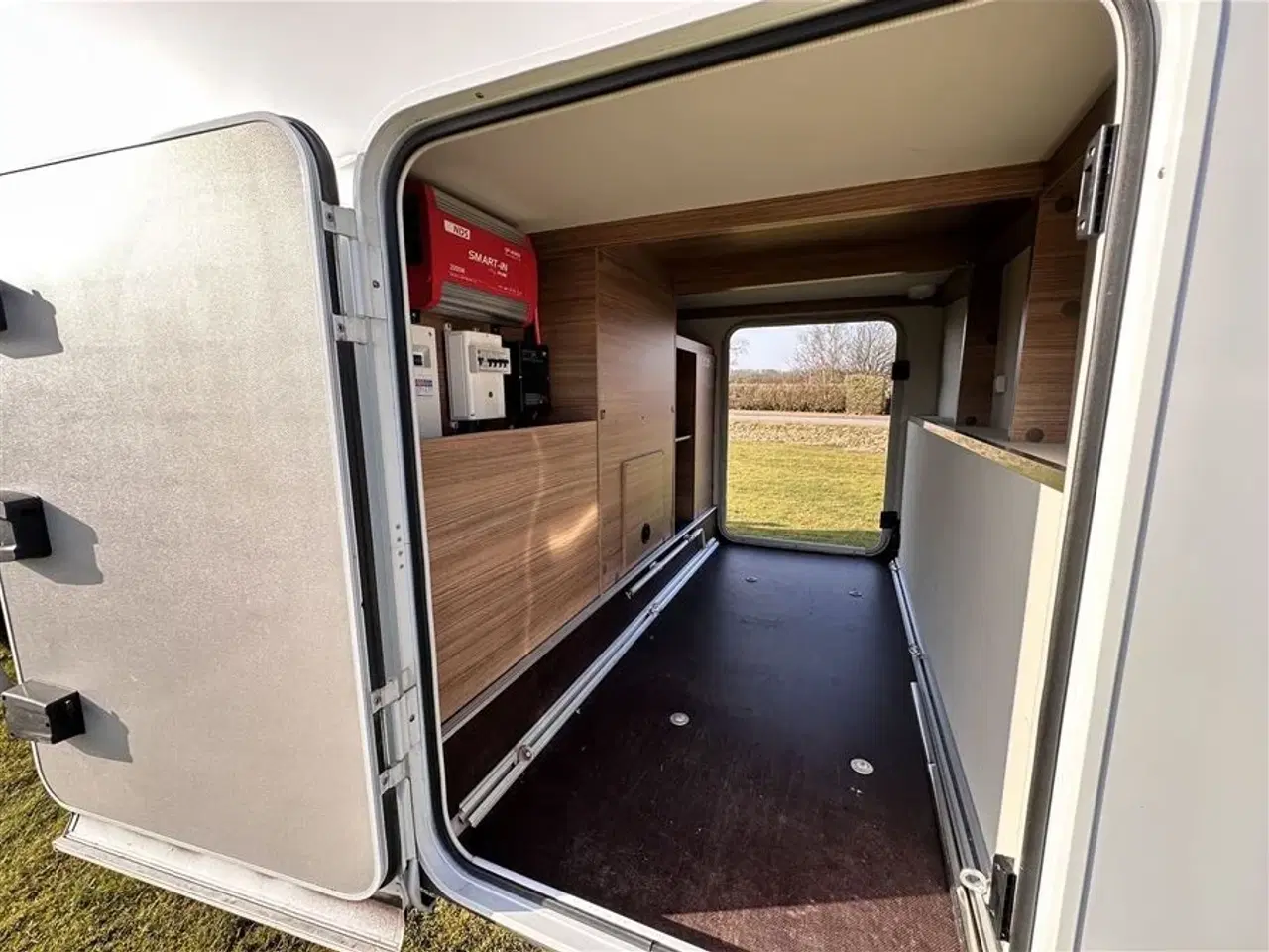 Billede 19 - 2021 - Knaus Van TI 650 MEG "Vansation"   Velholdt Autocamper med enkeltsenge og automatgear.